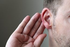 Dr. Gary Wiesman provides testing for hearing loss in Chicago.